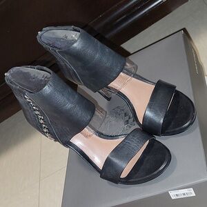 Vince Camuto VC-Freya size 8M